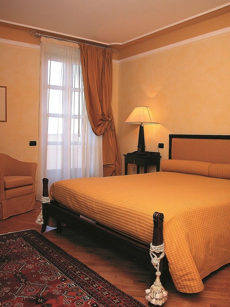 Albergo Castiglione Langhe Castiglione Tinella المظهر الخارجي الصورة